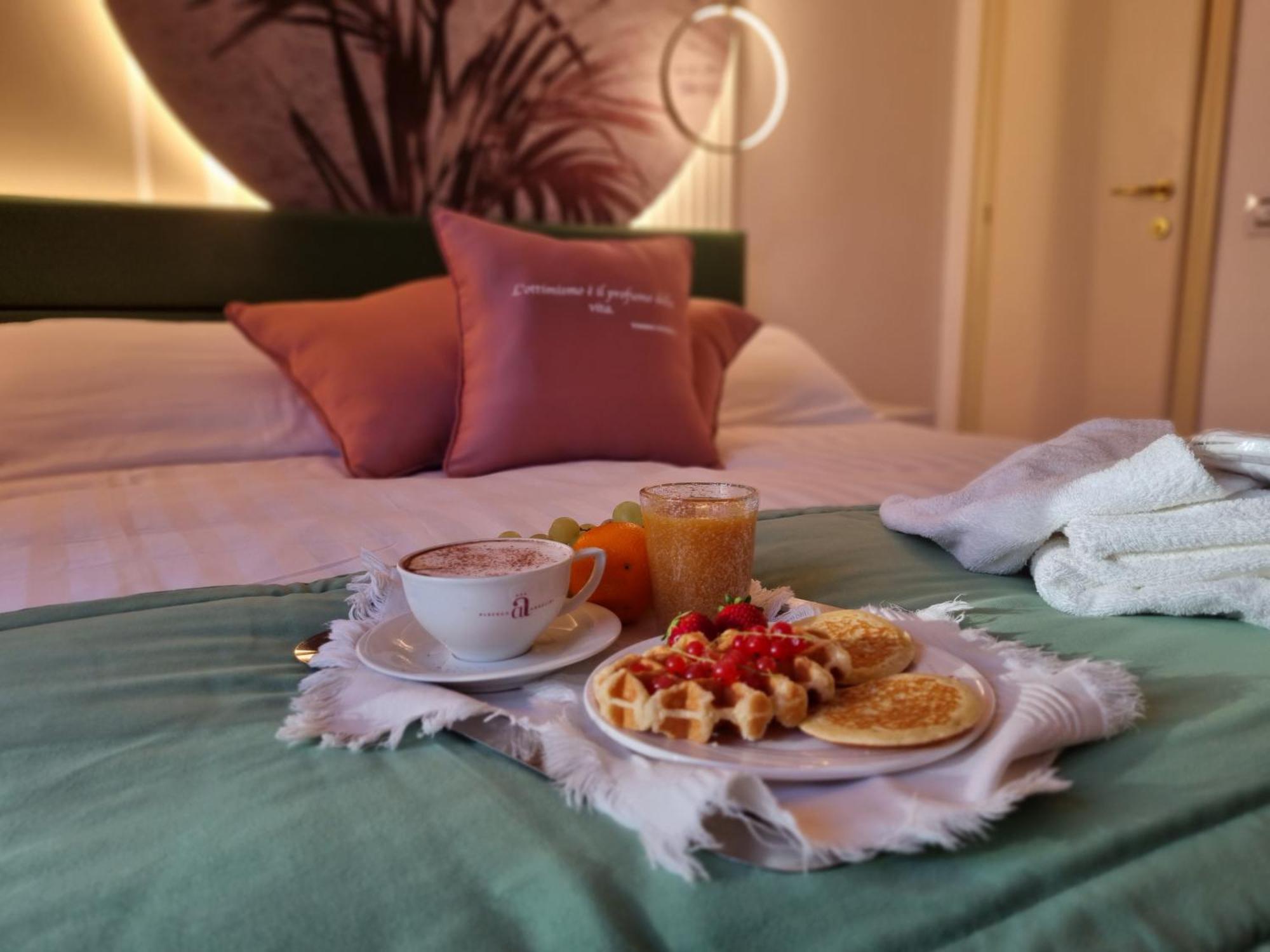 Hotel Angelini Римини Экстерьер фото